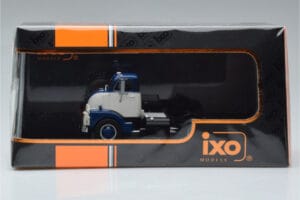 GMC 950 COE Blå Hvid IXO 1:43 TR150 Metal — billede 6 af 6