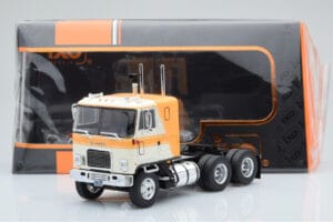 GMC Astro 95 Beige Hvid IXO 1:43 TR167 Metal — billede 5 af 5