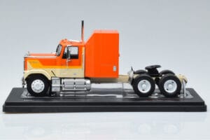 GMC General Orange IXO 1:43 TR129 Metal — billede 3 af 6