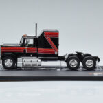 GMC General Rød Sort IXO 1:43 TR102 - image 3 of 6