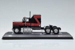 GMC General Rød Sort IXO 1:43 TR102 Metal — billede 3 af 6