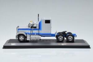 GMC General Sølv IXO 1:43 TR079 Metal — billede 3 af 6