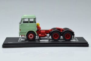 Henschel HS 19 TS Grøn IXO 1:43 TR151 Metal — billede 3 af 6