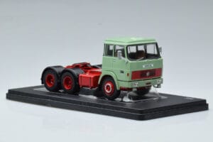 Henschel HS 19 TS Grøn IXO 1:43 TR151 Metal — billede 4 af 6
