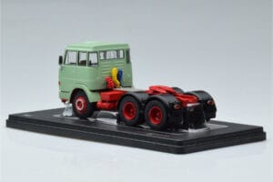 Henschel HS 19 TS Grøn IXO 1:43 TR151 Metal — billede 5 af 6