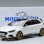 Hyundai i30 N PD Atlas Hvid MCG 1:18 - image 6 of 6