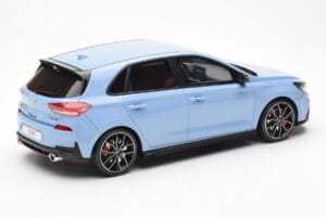 Hyundai i30 N Lyseblå Otto 1:18 OT425 Resin — billede 2 af 6