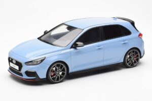 Hyundai i30 N Lyseblå Otto 1:18 OT425