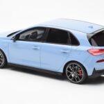 Hyundai i30 N Lyseblå Otto 1:18 OT425 - image 5 of 6