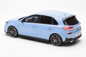 Hyundai i30 N Lyseblå Otto 1:18 OT425 Resin — billede 5 af 6