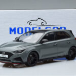Hyundai i30 N PD Skygge Grå MCG 1:18 - image 6 of 6