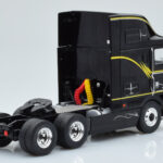 International Eagle Cabover Sort IXO 1:43 - image 2 of 5