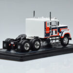 International Transtar 4300 Hvid IXO 1:43 - image 2 of 6