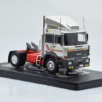 Iveco Turbo Star 190-42 Sølv IXO 1:43 - image 4 of 6