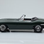 Jaguar E-Type Series 1 Roadster Grøn KK-Scale 1:18 - image 3 of 6
