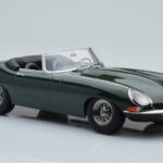 Jaguar E-Type Series 1 Roadster Grøn KK-Scale 1:18 - image 4 of 6