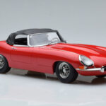Jaguar E-Type Series 1 Roadster Rød KK-Scale 1:18 - image 4 of 6