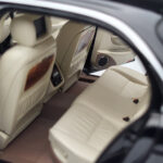 Jaguar XJ6 X350 Ebony Sort Almost Real 1:18 - image 8 of 11