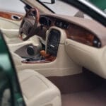 Jaguar XJ6 X350 Racing Grøn Almost Real 1:18 - image 9 of 13