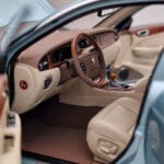 Jaguar XJ6 X350 Seafrost Lyseblå Almost Real 1:18 - image 9 of 11