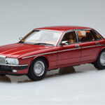 Jaguar XJ6 XJ40 Flamenco Rød Almost Real 1:18