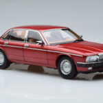 Jaguar XJ6 XJ40 Flamenco Rød Almost Real 1:18 - image 6 of 11