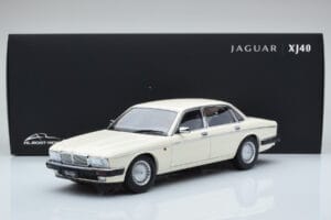 Jaguar XJ6 XJ40 Glacier Hvid Almost Real 1:18 810542 Metal — billede 11 af 11