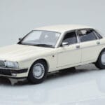 Jaguar XJ6 XJ40 Glacier Hvid Almost Real 1:18