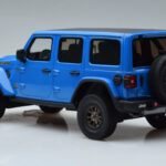 Jeep Wrangler Rubicon 392 Blå GT Spirit 1:18 - image 5 of 6