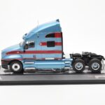 Kenworth T2000 Lyseblå Rød IXO 1:43 TR180