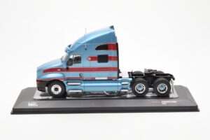 Kenworth T2000 Lyseblå Rød IXO 1:43 TR180