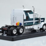 Kenworth W900 Grøn Hvid IXO 1:43 - image 2 of 6
