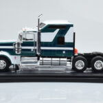 Kenworth W900 Grøn Hvid IXO 1:43 - image 3 of 6