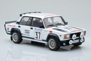 Lada 2105 VFTS #37 H. Ohu Rally Acropolis 1983 IXO 1:18 18RMC145 Metal — billede 4 af 6
