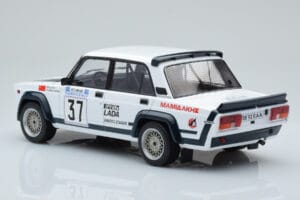 Lada 2105 VFTS #37 H. Ohu Rally Acropolis 1983 IXO 1:18 18RMC145 Metal — billede 5 af 6