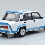 Lada 2105 VFTS Hvid IXO 1:18 - image 2 of 6