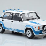 Lada 2105 VFTS Hvid IXO 1:18 - image 4 of 6