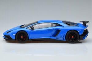 Lamborghini Aventador LP750-4 SV Blå AUTOart 1:18 74559 Komposit — billede 4 af 8