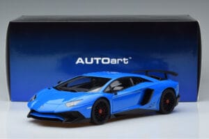 Lamborghini Aventador LP750-4 SV Blå AUTOart 1:18 74559 Komposit — billede 8 af 8