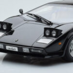Lamborghini Countach LP5000S Sort AUTOart 1:18 - image 8 of 10
