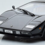 Lamborghini Countach LP5000S Sort AUTOart 1:18 - image 9 of 10