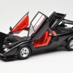 Lamborghini Countach LP 5000 Quattrovalvole Sort Kyosho 1:18 08320BK - image 2 of 8