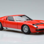 Lamborghini Miura SV Rød AUTOart 1:18 - image 6 of 8