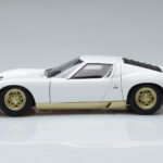 Lamborghini Miura SV Hvid AUTOart 1:18 - image 5 of 8