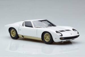 Lamborghini Miura SV Hvid AUTOart 1:18 74544 Metal — billede 6 af 8
