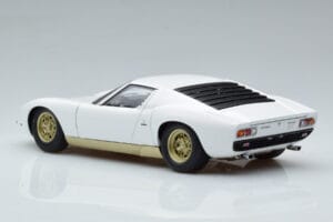 Lamborghini Miura SV Hvid AUTOart 1:18 74544 Metal — billede 7 af 8