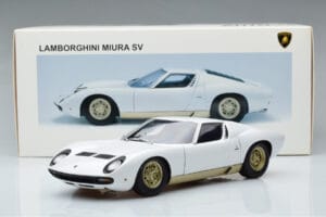 Lamborghini Miura SV Hvid AUTOart 1:18 74544 Metal — billede 8 af 8