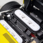 Lamborghini Miura SV Gul Kyosho 1:18 - image 9 of 11