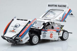 Lancia 037 Martini #8 A. Bettega / M. Perissinot Safari Rally 1985 Kyosho 1:18 08306J Metal — billede 2 af 8