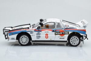 Lancia 037 Martini #8 A. Bettega / M. Perissinot Safari Rally 1985 Kyosho 1:18 08306J Metal — billede 5 af 8